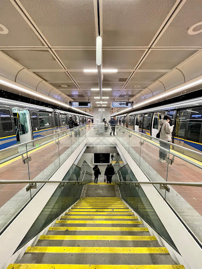 Metrotown Station
