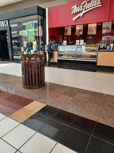 Shopping Mall «Walden Galleria», reviews and photos, 1 Walden Galleria, Buffalo, NY 14225, USA