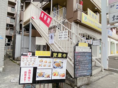 ダイニングカフェ 小伊万里