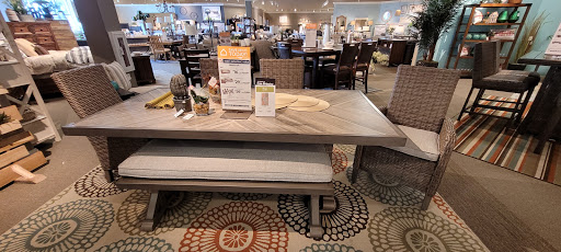 Furniture Store «Ashley HomeStore», reviews and photos, 4360 W New Haven Ave, Melbourne, FL 32904, USA