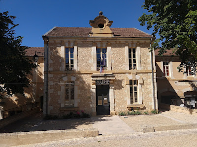 Mairie à Val de Louyre et Caudeau