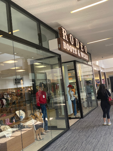 Shopping Mall «Vancouver Mall», reviews and photos, 8700 NE Vancouver Mall Dr, Vancouver, WA 98662, USA