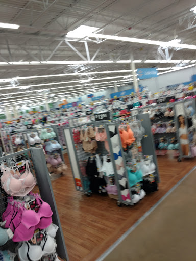 Discount Store «Walmart», reviews and photos, 11400 WA-99, Everett, WA 98204, USA