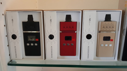 Tobacco Shop «Apparatus Smoke Shop», reviews and photos, 284 Cowesett Ave, West Warwick, RI 02893, USA