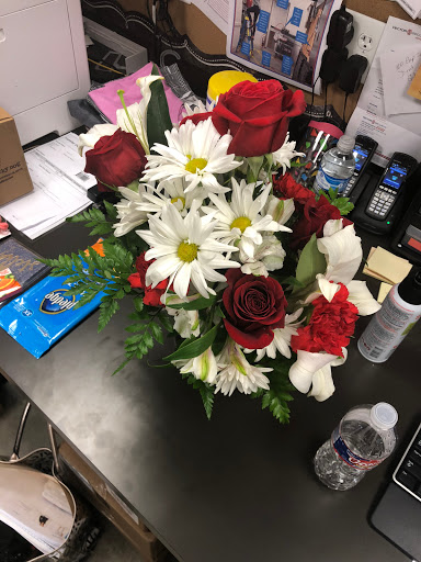 Florist «Humble Flower Shop», reviews and photos, 313 E Main St, Humble, TX 77338, USA