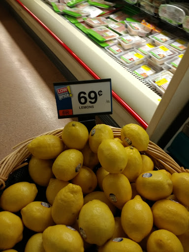 Supermarket «Super Stop & Shop», reviews and photos, 25 Walkers Brook Dr, Reading, MA 01867, USA