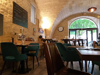 Atmosphère du Restaurant français Le Comptoir du 7 à Uzès - n°13