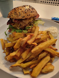 Plats et boissons du Restaurant américain Cheese & Burger - Club hippique à Aix-en-Provence - n°14