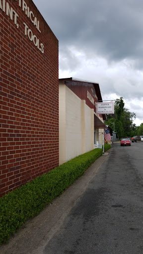 Hardware Store «Jasper True Value Hardware & Supply», reviews and photos, 202 Central Ave NW, Jasper, FL 32052, USA