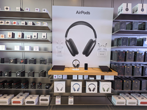 Computer Store «Apple Eton», reviews and photos, 28849 Chagrin Blvd, Woodmere, OH 44122, USA