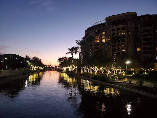 Shopping Mall «Scottsdale Waterfront», reviews and photos, 7135 E Camelback Rd #165, Scottsdale, AZ 85251, USA