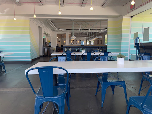 Calif Chicken Cafe image
