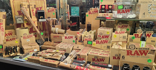 Tobacco Shop «Paraphernalia Boutique - Smoke Shop / Head Shop», reviews and photos, 4234 W Dunlap Ave, Phoenix, AZ 85051, USA