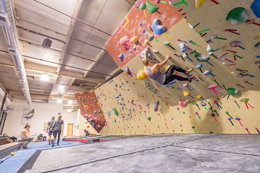 Rock Climbing Gym «Philadelphia Rock Gym - Wyncote», reviews and photos, 827 Glenside Ave #200, Wyncote, PA 19095, USA