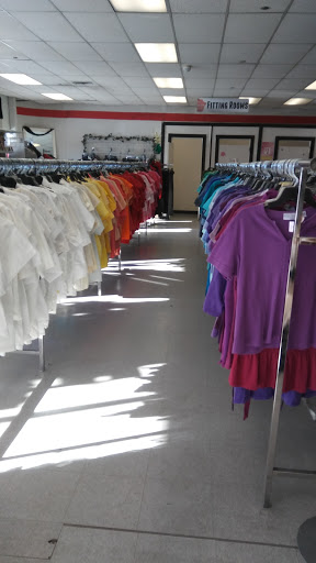 Thrift Store «The Salvation Army Family Store & Donation Center», reviews and photos, 5875 Middlebelt Rd, Romulus, MI 48174, USA