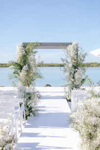 Lisa London Events - Florida Wedding & Event Production - Photo 4 - Car repair in , Bonita Springs
