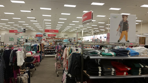 Department Store «Target», reviews and photos, 4777 S 27th St, Greenfield, WI 53221, USA