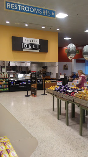 Supermarket «Publix Super Market at Baytree Village», reviews and photos, 1741 Gornto Rd, Valdosta, GA 31601, USA