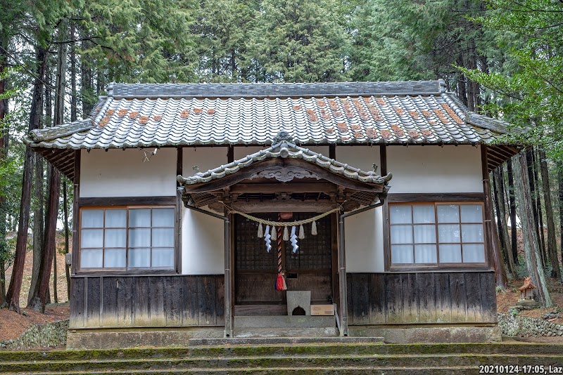 楢村布勢神社