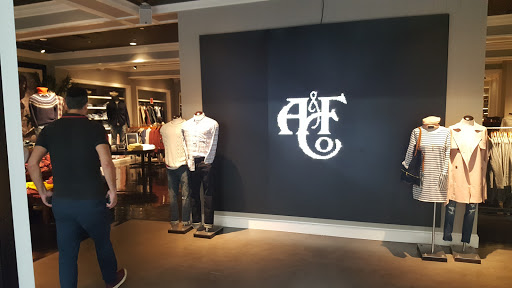 Clothing Store «Abercrombie & Fitch», reviews and photos, 7535 N Kendall Dr #1580, Miami, FL 33156, USA