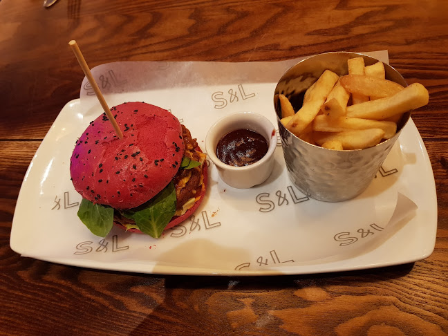 Reviews of Slug & Lettuce Nottingham Market Square in Nottingham - Pub