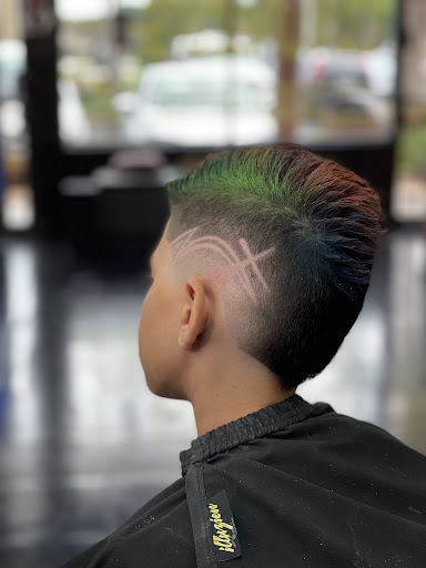 Barber Shop «Luxury Cuts 305 Barber Shop», reviews and photos, 11244 SW 137th Ave, Miami, FL 33186, USA