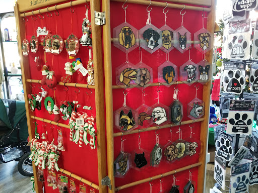 Pet Supply Store «Dog-Mania & Cats», reviews and photos, 37846 Meridian Ave, Dade City, FL 33525, USA