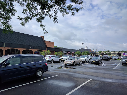 Shopping Mall «Berkeley Heights Shopping Center», reviews and photos, 394 Springfield Ave, Berkeley Heights, NJ 07922, USA