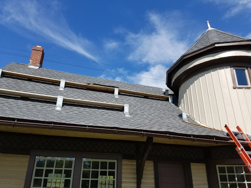 Hard-Line Roofing Contractor LLC in Lehighton, Pennsylvania