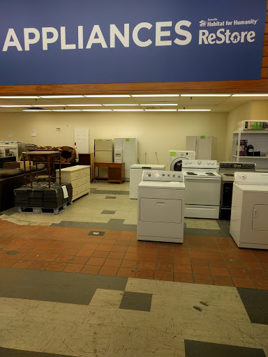 Thrift Store «Knoxville Habitat For Humanity ReStore», reviews and photos, 1511 Downtown W Blvd, Knoxville, TN 37919, USA