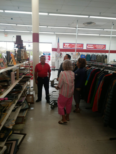 Shopping Mall «Sun Valley Mall», reviews and photos, 812 N 13th St, Harlingen, TX 78550, USA