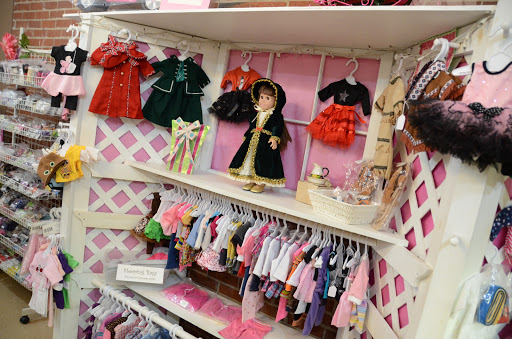 Boutique «Merchants At Cokers», reviews and photos, 401 Wilson Ave, Tullahoma, TN 37388, USA