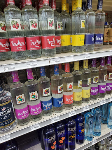 Liquor Store «State Liquor Store», reviews and photos, 7549 Colerain Ave, Cincinnati, OH 45239, USA