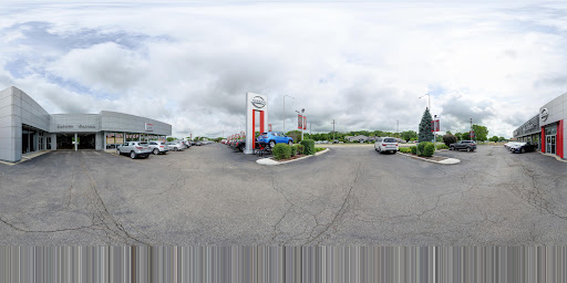 Used Car Dealer «McGrath Nissan», reviews and photos, 945 E Chicago St, Elgin, IL 60120, USA
