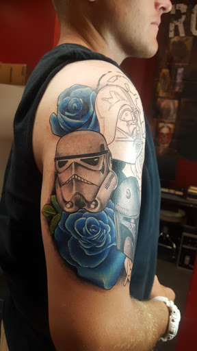 Tattoo Shop «Ink Sanity», reviews and photos, 31089 Riverside Dr, Lake Elsinore, CA 92530, USA