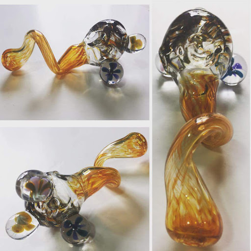 Tobacco Shop «La Tia Smoke Shop», reviews and photos, 154 Maverick St, East Boston, MA 02128, USA