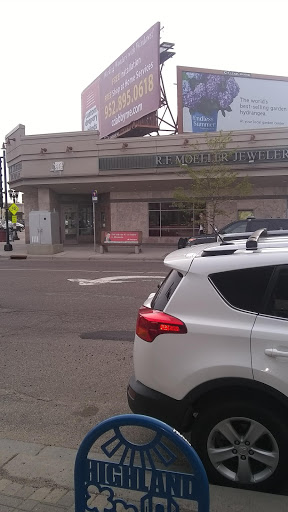 Jewelry Store «R.F. Moeller Jeweler», reviews and photos, 2065 Ford Pkwy, St Paul, MN 55116, USA