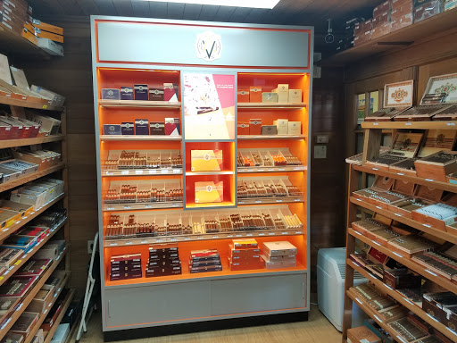 Tobacco Shop «The Smoke Shop», reviews and photos, 4625 Tamiami Trail N, Naples, FL 34103, USA