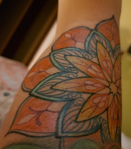 Tattoo Shop «Color Theory Tattoo», reviews and photos, 1047 E St Charles Rd, Lombard, IL 60148, USA