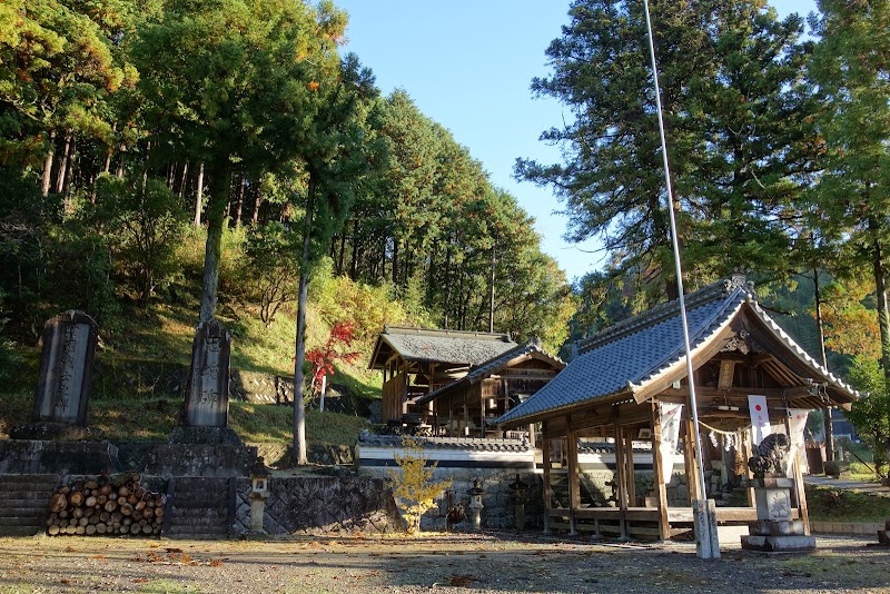 岩倉神社