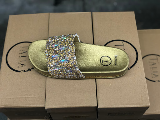 Beauty Supply Store «Kiss Beauty Supply», reviews and photos, 7919 Superior Ave, Cleveland, OH 44103, USA