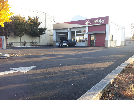Oil Change Service «Jiffy Lube», reviews and photos, 1130 N Main St, Manteca, CA 95336, USA