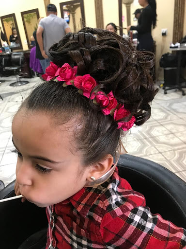 Beauty Salon «Arte Y Creacion Beauty Salon», reviews and photos, 3202 E Greenway Rd, Phoenix, AZ 85032, USA