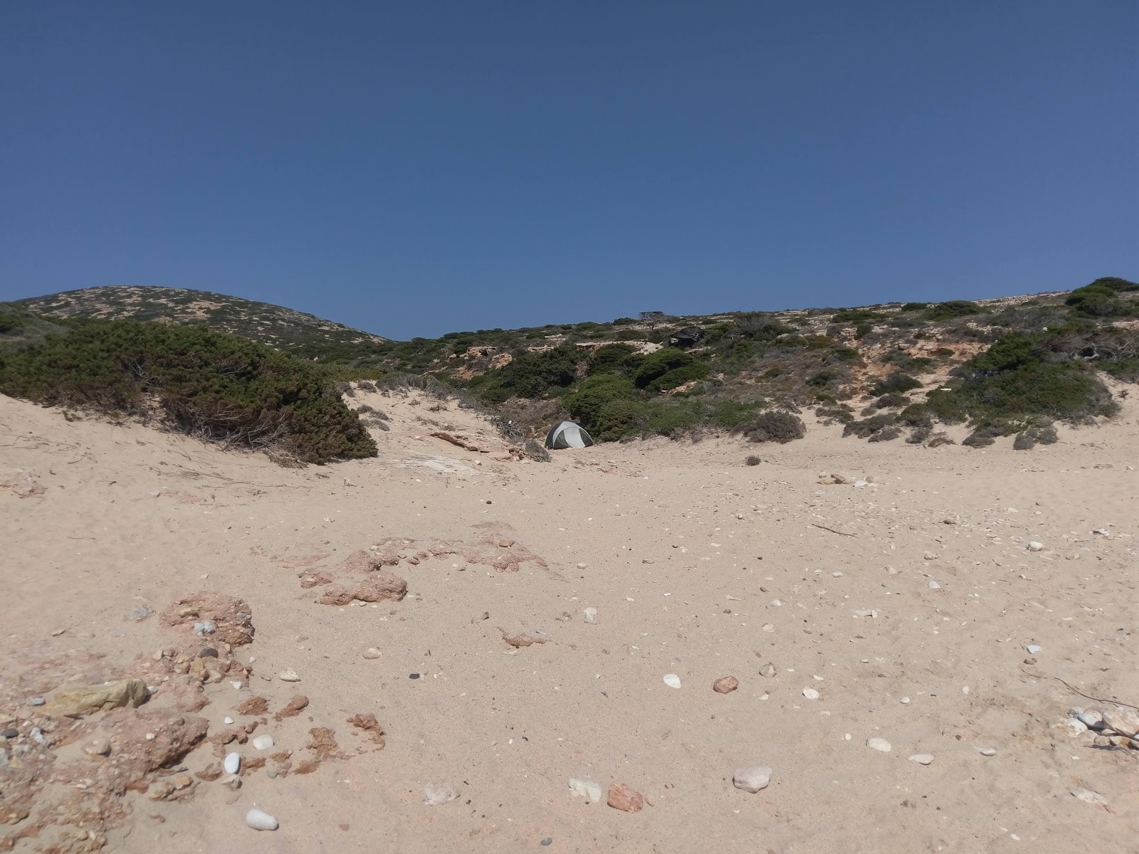 Trypiti beach'in fotoğrafı doğal alan içinde bulunmaktadır