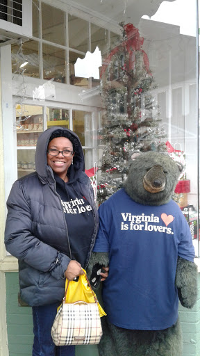 Gift Shop «Very Virginia Shop», reviews and photos, 16 S King St, Leesburg, VA 20175, USA