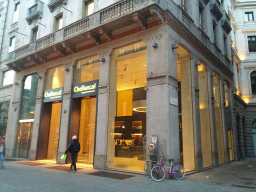 Barclays bank branches in Milan