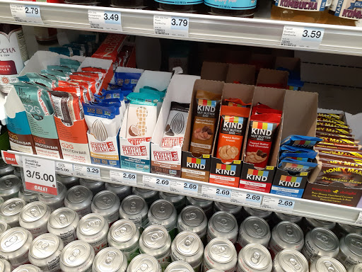 Supermarket «Hy-Vee», reviews and photos, 500 37th St NW, Rochester, MN 55901, USA