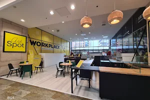 ArtSpot - Workplace közösségi irodatér image