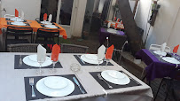 Atmosphère du Restaurant indien Kashmir lounge à La Seyne-sur-Mer - n°9