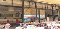 Atmosphère du Restaurant Le Grand Café de la Rade à Toulon - n°5